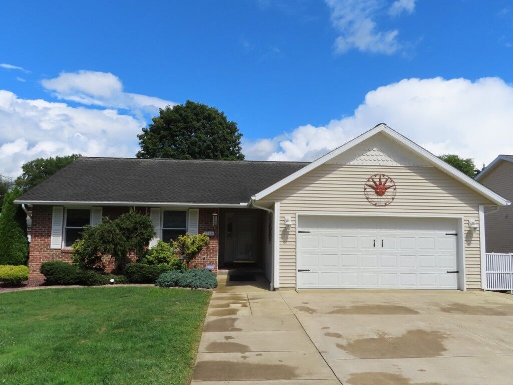 Property Photo: 12110 Villa Drive PA 16316