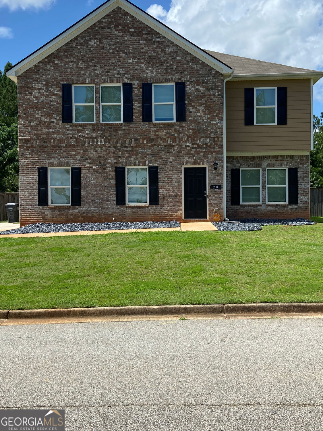 Property Photo: 20 Triumph Trail GA 30016