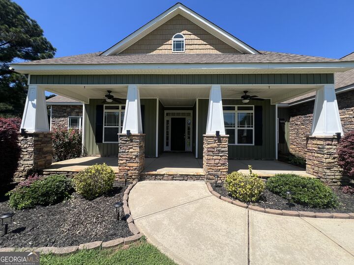 Property Photo:  1035 Peachtree Drive  GA 30824 
