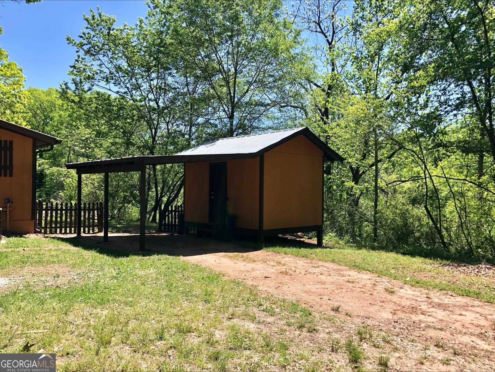 Property Photo:  111 On Golden Pond Lane  GA 30523 