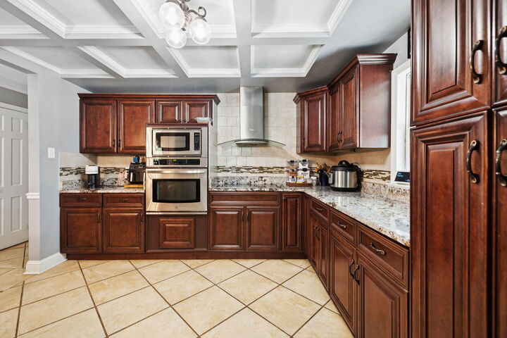 Property Photo: 3910 N Mission Oaks Drive TN 37412