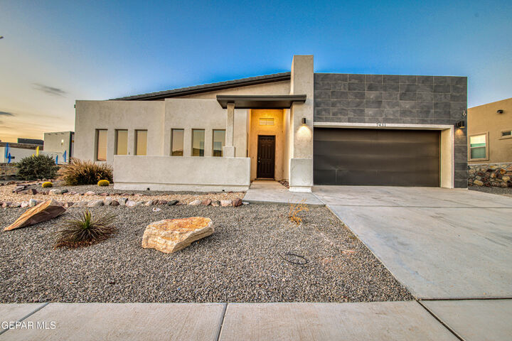 7431 Cimarron Gap Drive  El Paso TX 79911 photo