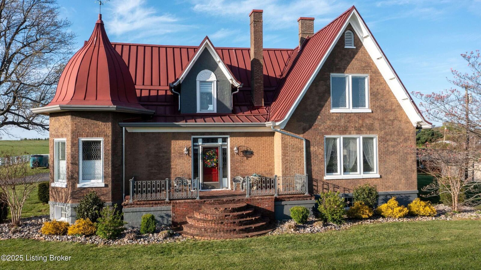 Property Photo:  335 Christie Ave  KY 40033 