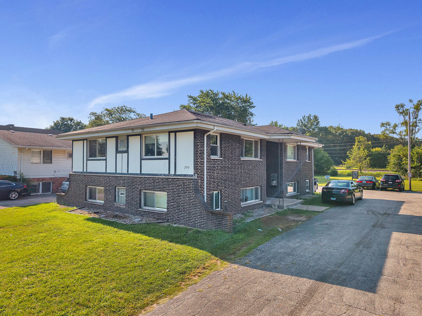 Property Photo:  2910 101st Place  IN 46322