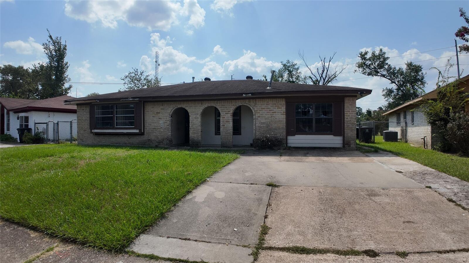 Property Photo: 8522 Rinn Street TX 77078