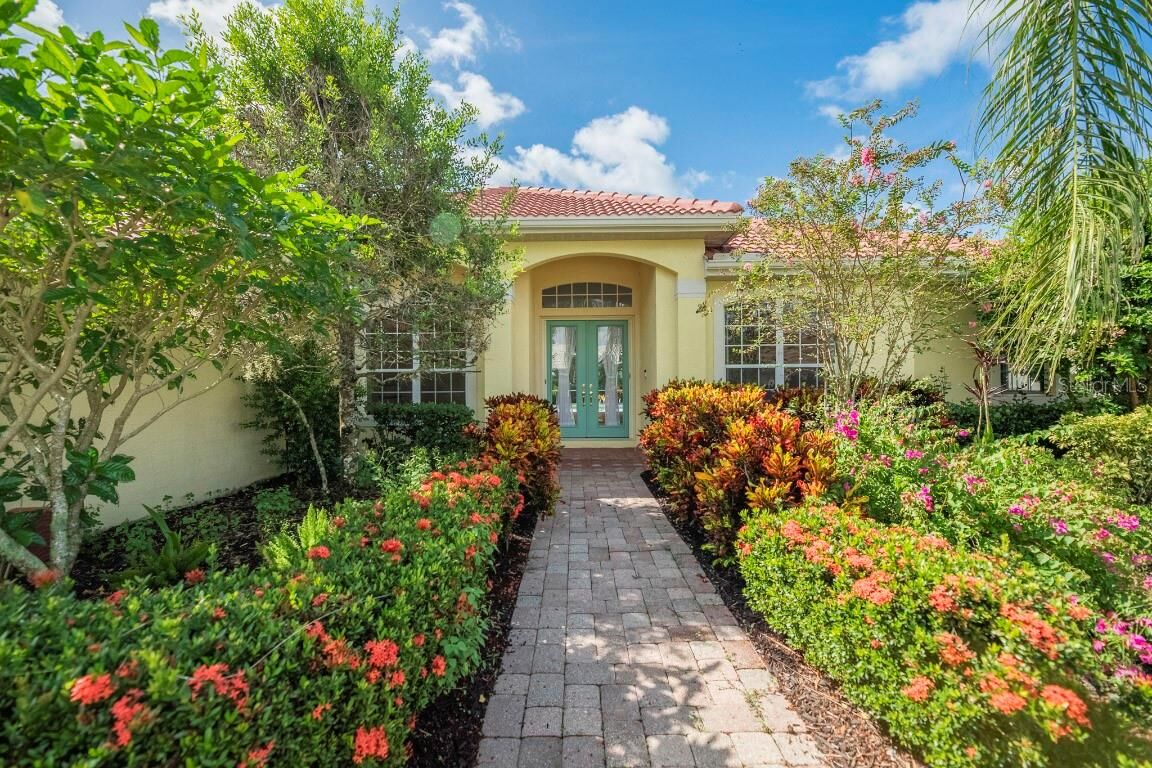 Property Photo: 6124 Stillwater Court FL 34201