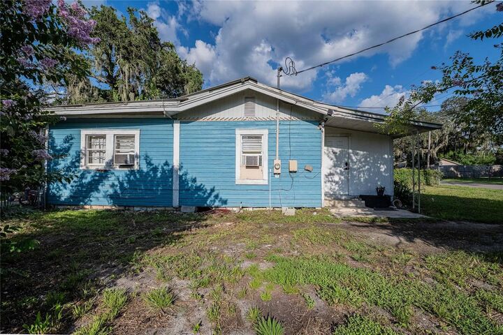 Property Photo: 2236 Burns Street FL 33801