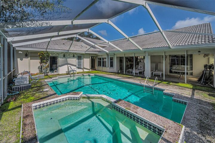 Property Photo: 1828 Eagle Trace Boulevard FL 34685