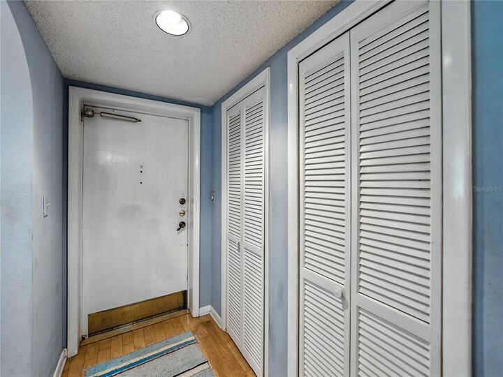 Property Photo:  9201 Village Drive I-21  FL 33898 