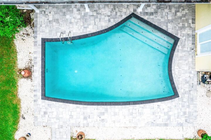 Property Photo:  6322 Balboa Lane  FL 33572 