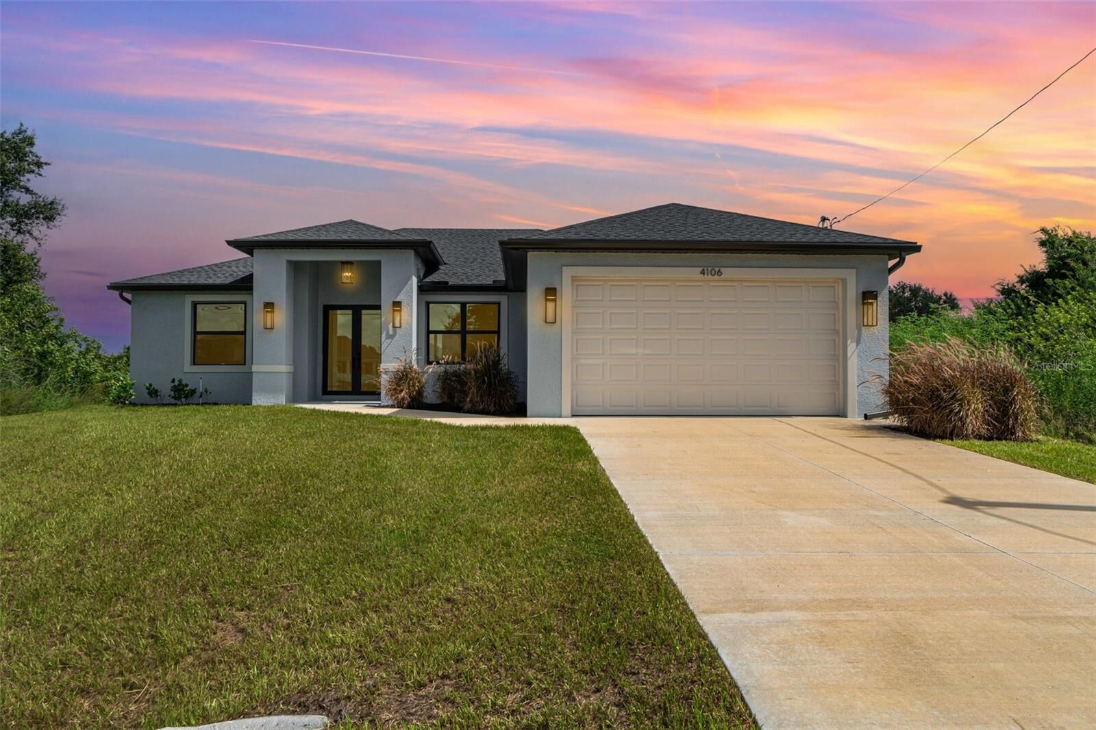 Property Photo: 4106 17th Street SW FL 33976