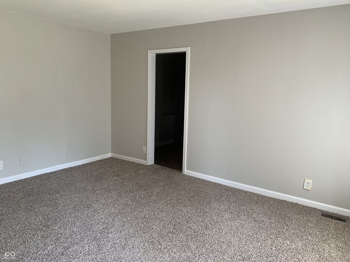 Property Photo: 3710 Chateau Court IN 46226