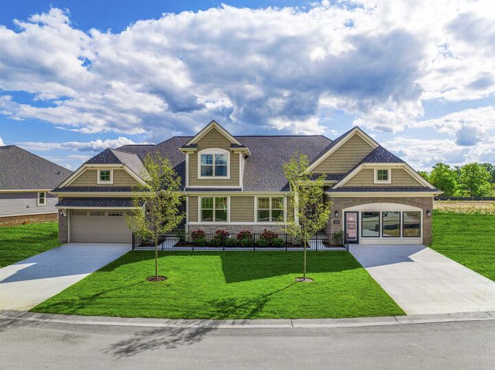 3894 Chatham Place Place 98  Brighton MI 48114 photo