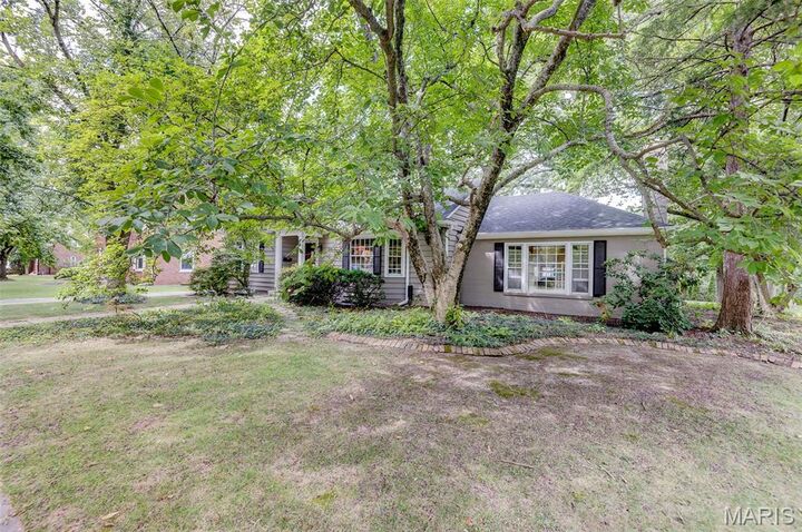 215 Banner Street  Edwardsville IL 62025 photo
