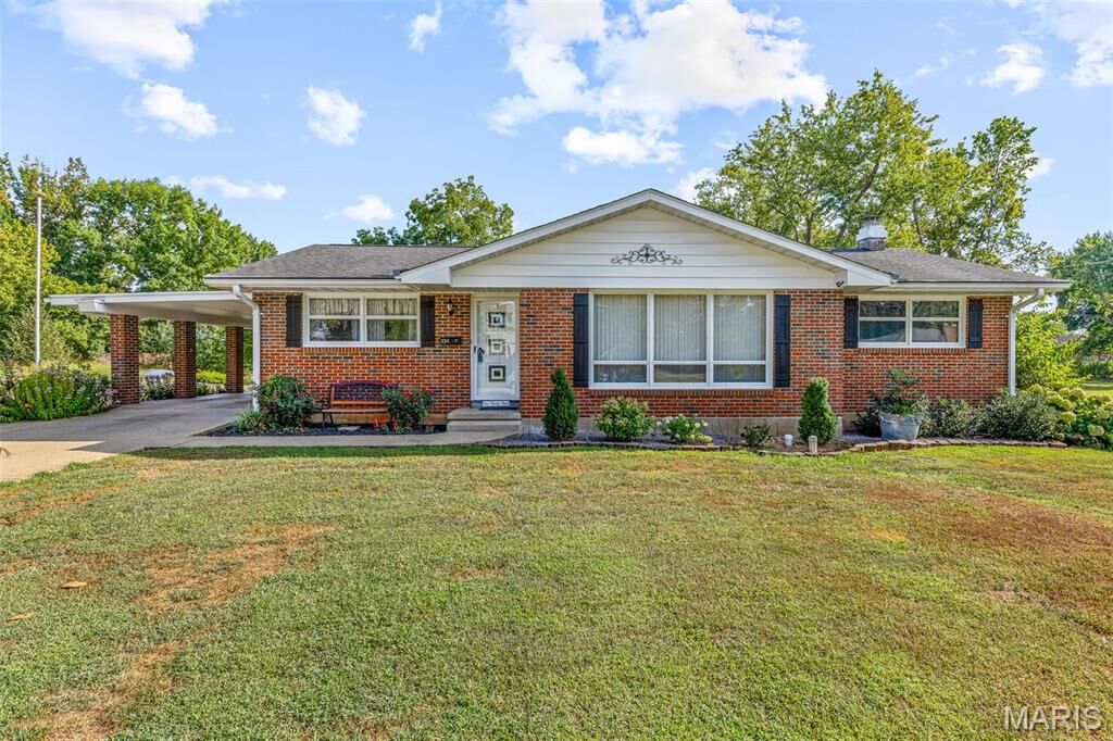 Property Photo: 134 Pine Street MO 63640