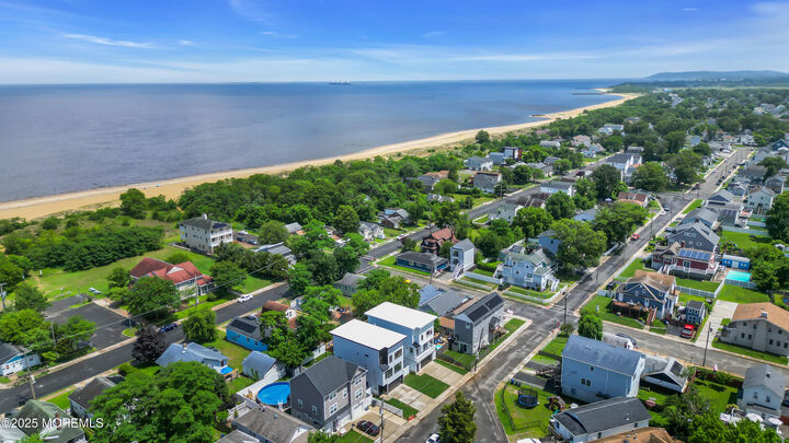 Property Photo:  27 Woodland Avenue  NJ 07734 