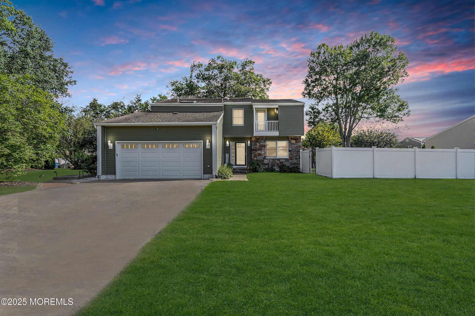 Property Photo:  73 Theresa Court  NJ 08753 