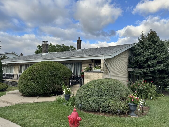 1247 S Mannheim Road 3  Westchester IL 60154 photo