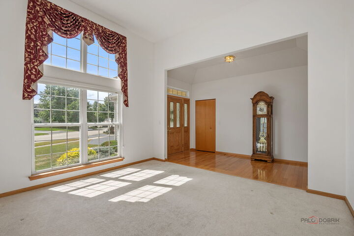 Property Photo: 1087 Waterview Circle IL 60002