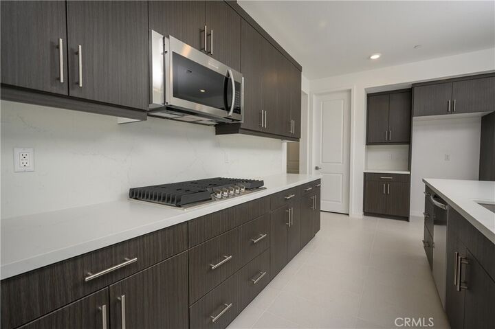 Property Photo:  216 Mustang Lane  CA 92262 