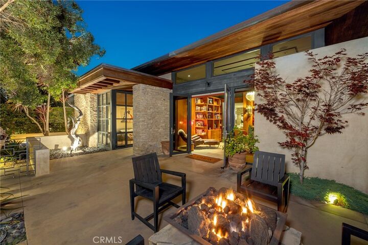 Property Photo: 1112 Park Street CA 92648