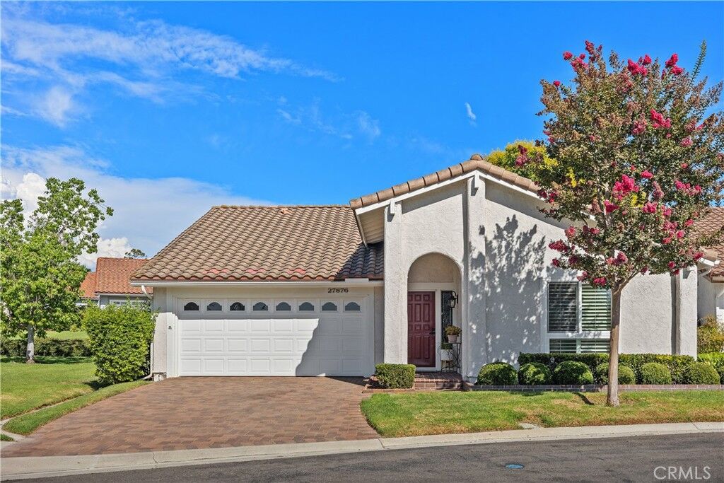 Property Photo: 27876 Torroba CA 92692