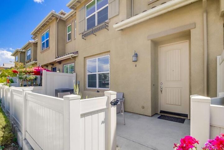 Property Photo:  1330 Santa Liza 4  CA 91913 