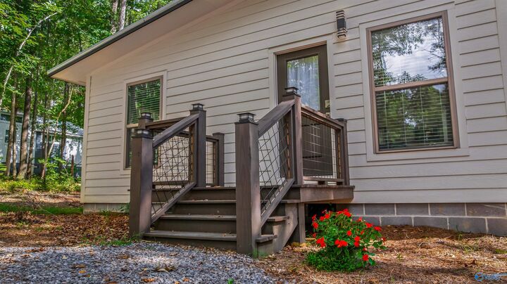Property Photo: 580 County Road 642 AL 35984