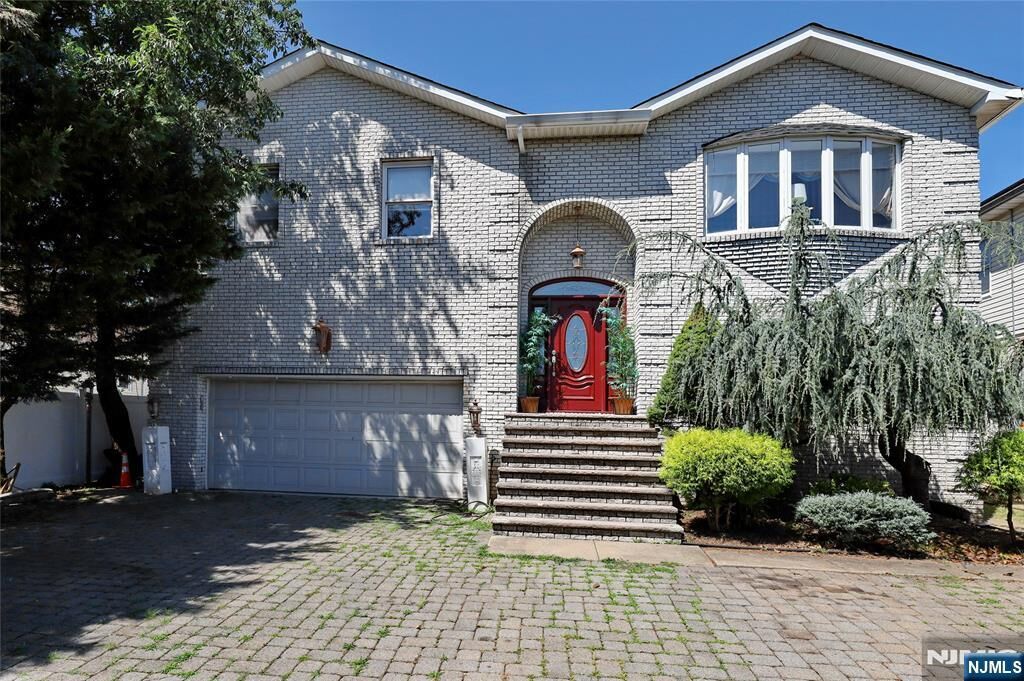 Property Photo: 557 Schuyler Avenue NJ 07031