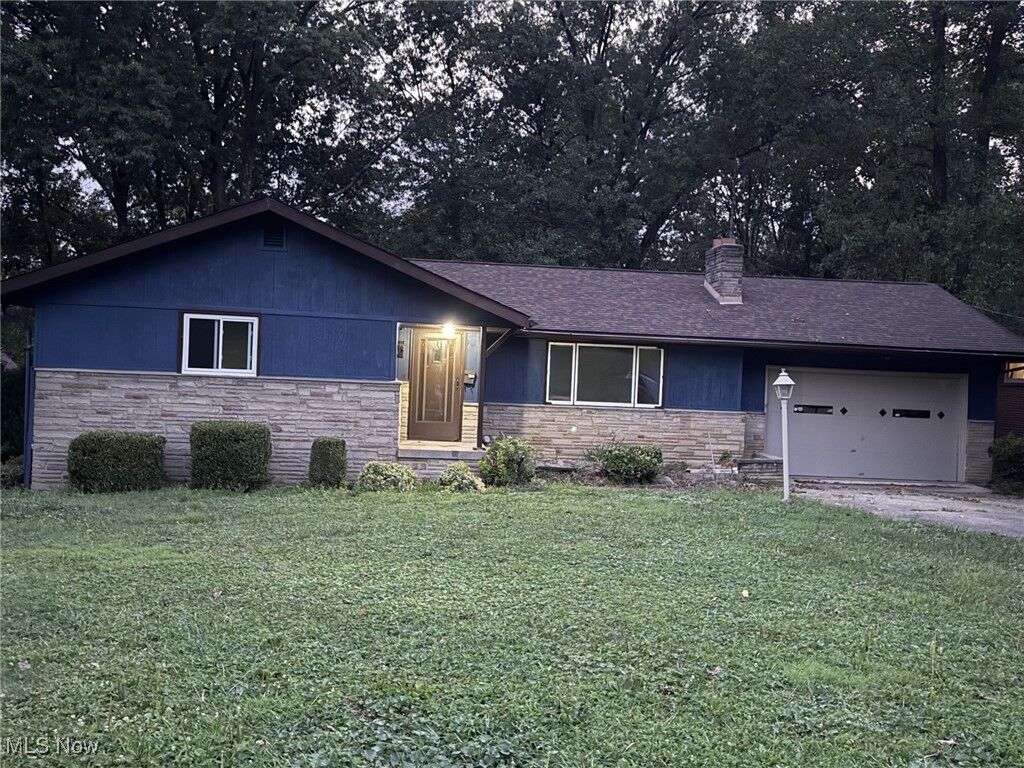 Property Photo: 820 Hartzell Avenue OH 44446