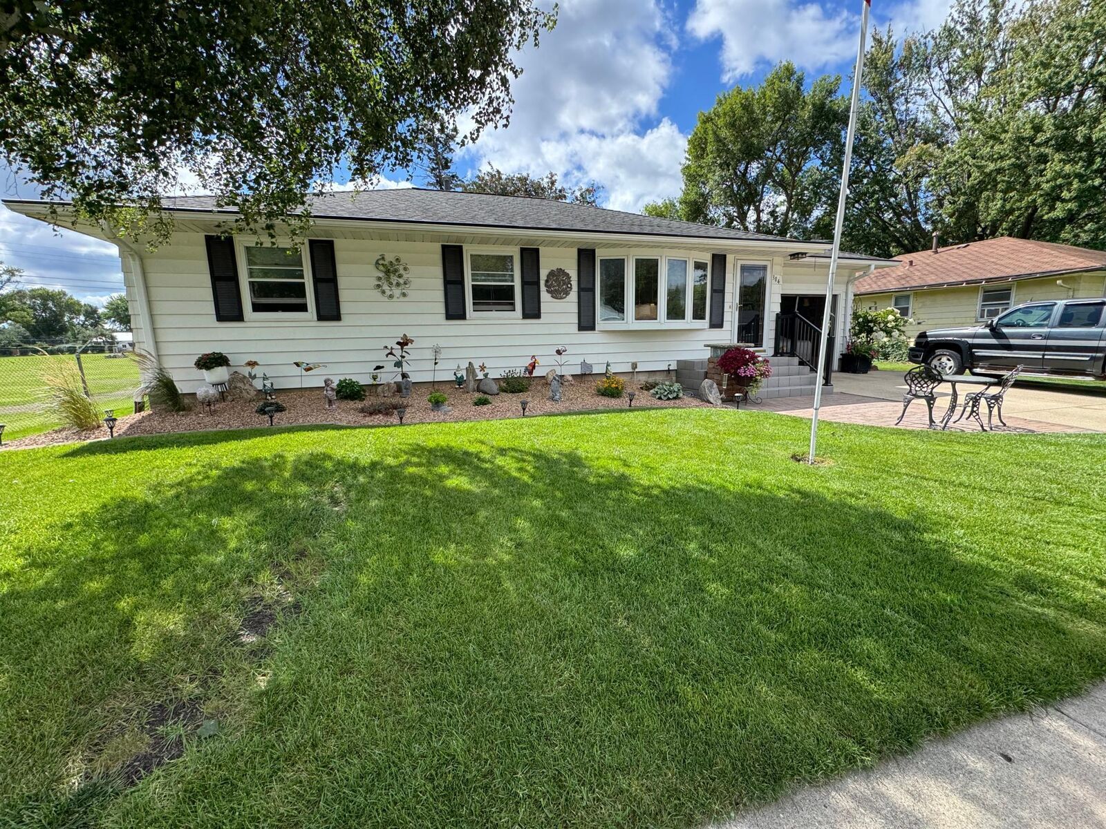 Property Photo: 304 Richway Drive E MN 56007