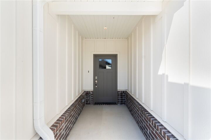 Property Photo:  2308 N Presley Street  AR 72761 