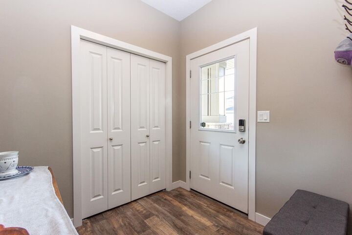 Property Photo: 22 Travis Close AB T4P 0W5