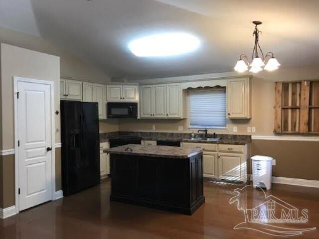 Property Photo: 5558 Pine Ridge Dr FL 32583