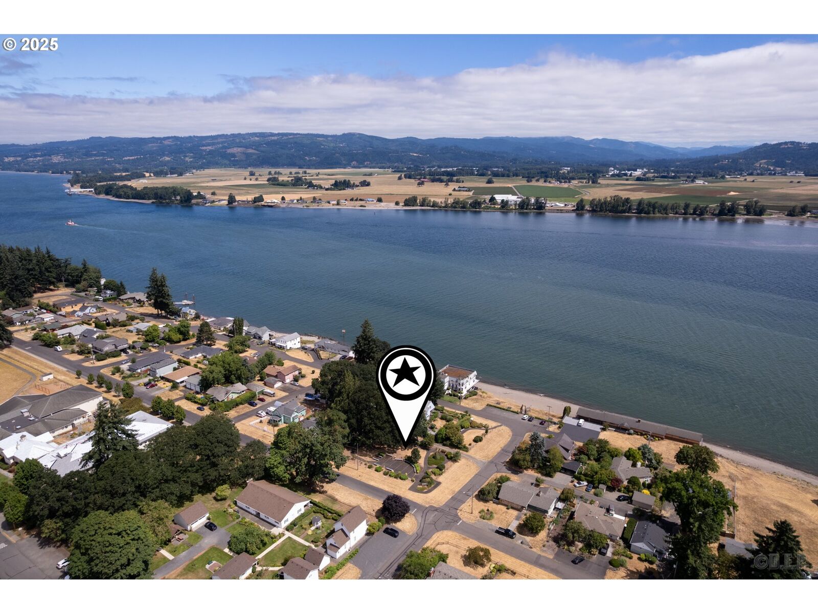 Property Photo: I St OR 97018