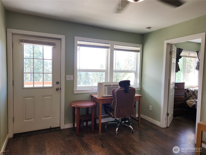 Property Photo:  1178 E Oregon Avenue  WA 99166 