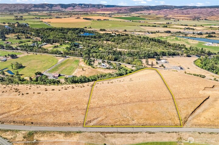 Property Photo: 16 Sundance Lane WA 98926