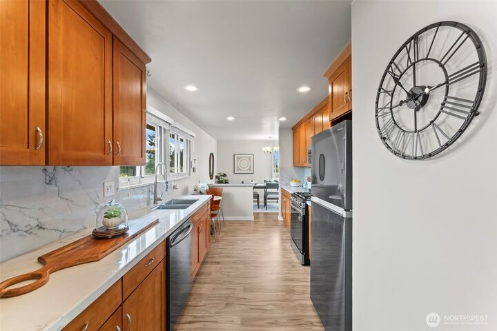 Property Photo:  1014 S 234th Place  WA 98198 