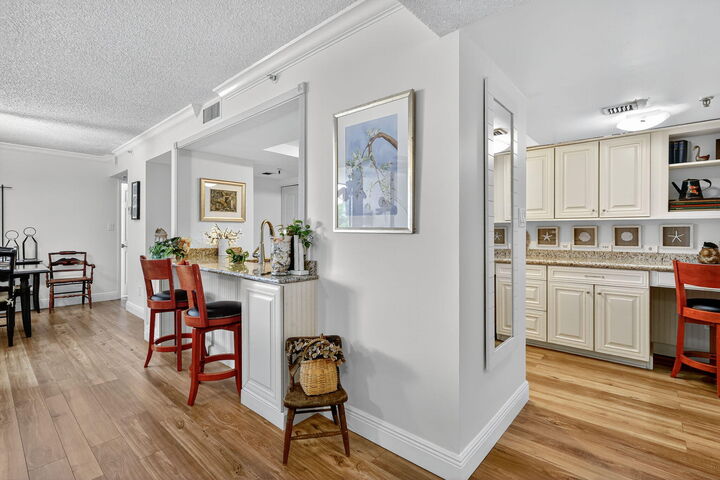 Property Photo: 1915 Lavers Circle E207 FL 33444