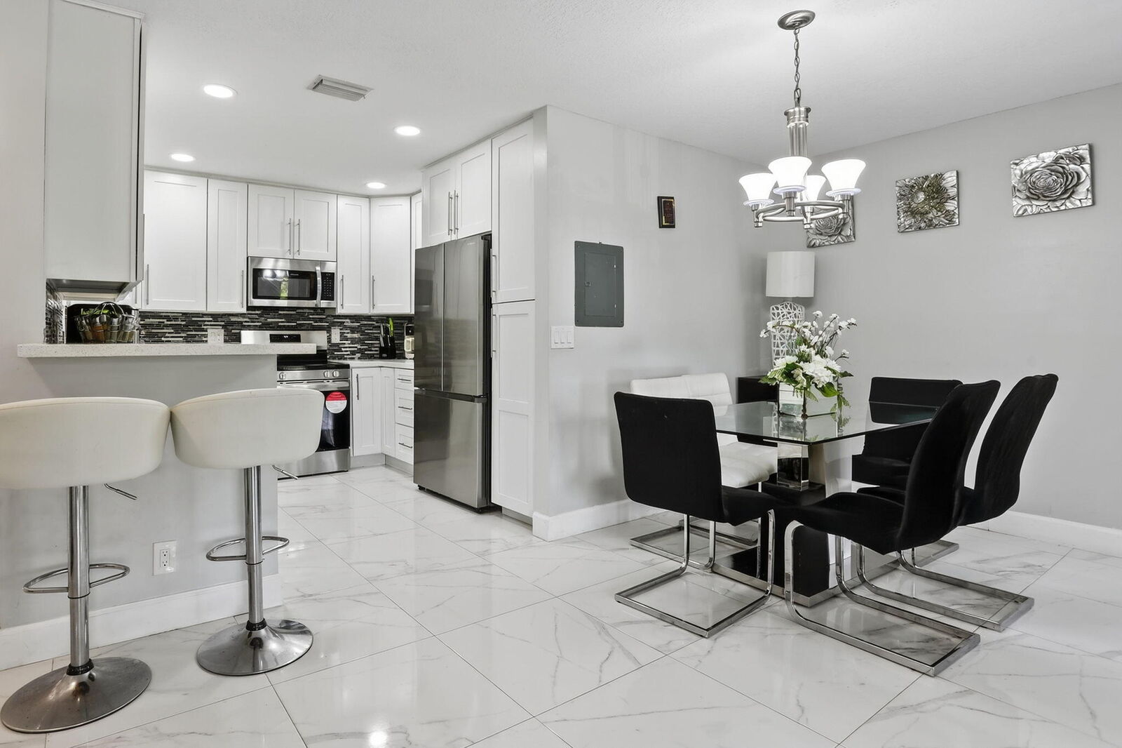 Property Photo: 2783 S Carambola Circle S 1955 FL 33066