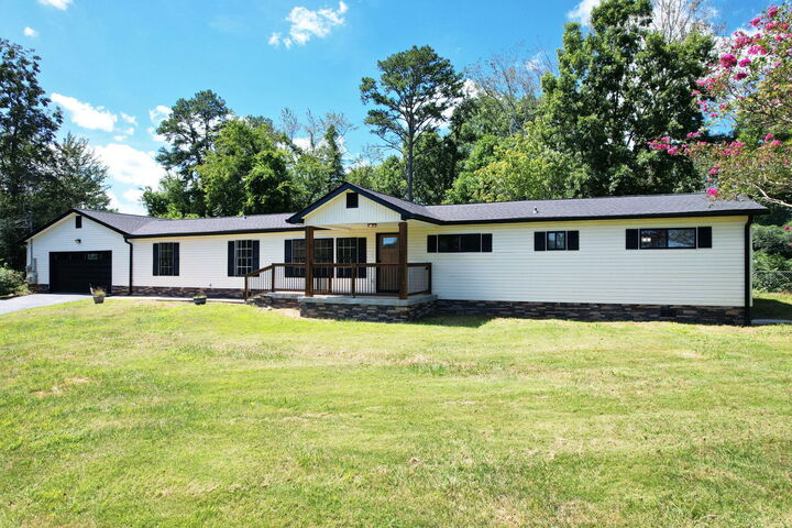 Property Photo: 914 Hickory Avenue TN 37343
