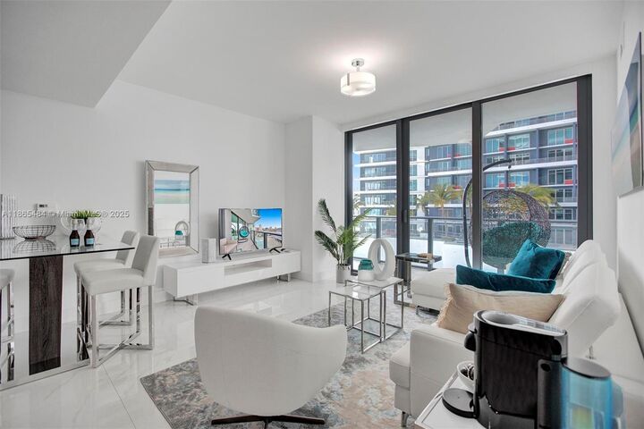 1300 S Miami Ave 1407  Miami FL 33130 photo