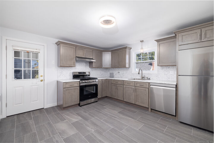 Property Photo:  66 1st Street  CT 06051 