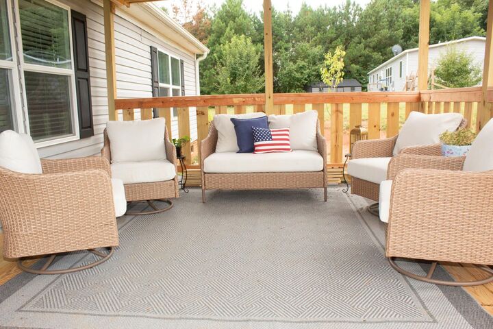 Property Photo: 317 Grindall Ford Road SC 29340