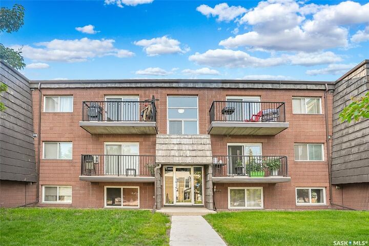 20 Assiniboine Drive 11  Saskatoon SK S7K 1H2 photo