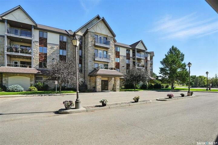 1622 Acadia Drive 208  Saskatoon SK S7H 5H7 photo