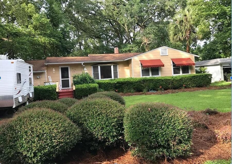 Property Photo: 2119 Charter Oak Drive FL 32303