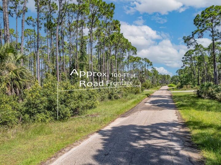 Property Photo: 5227 Sandbar Drive FL 32456