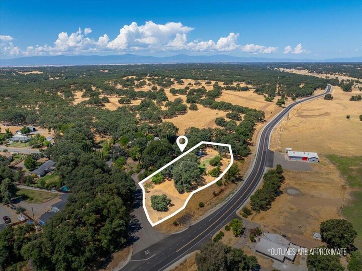 Property Photo: 14605 Kinney Avenue CA 96080