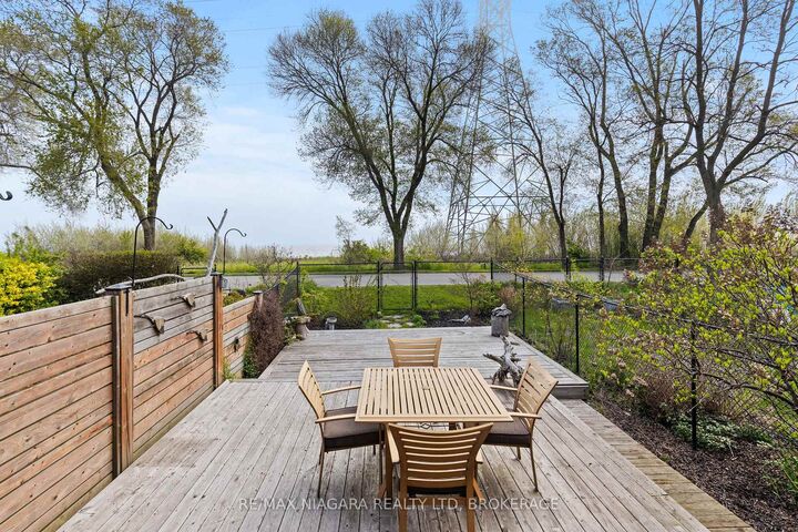 Property Photo: 1069 Beach Boulevard ON L8H 6Z9